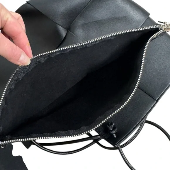 Bob Ore Black Contexture Leather Tote With Removable Suede Compartment Bag - Picture 11 of 15